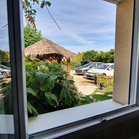Vila Agapanthe Saint-Georges-les-Baillargeaux Exteriér fotografie