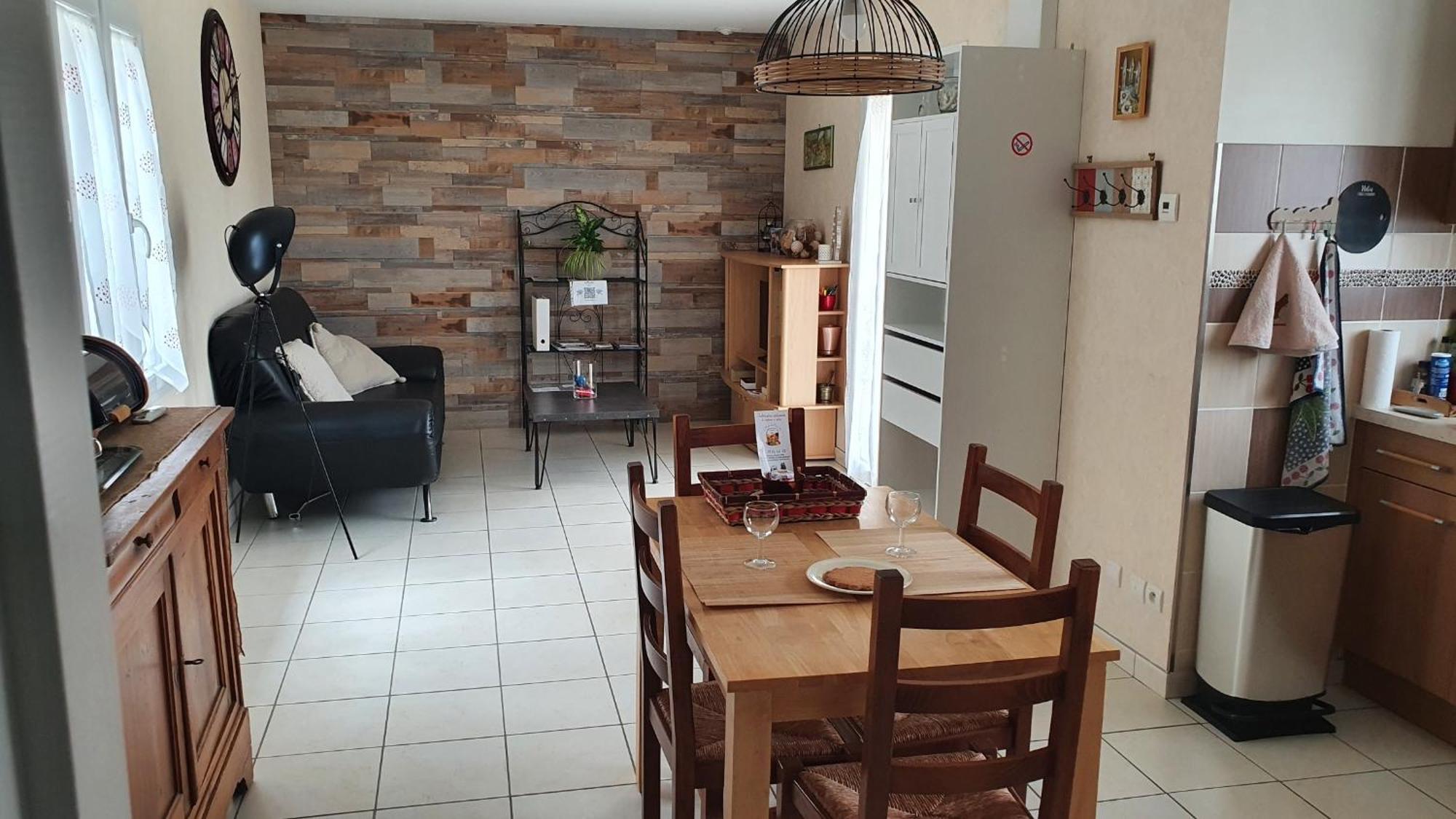 Vila Agapanthe Saint-Georges-les-Baillargeaux Exteriér fotografie